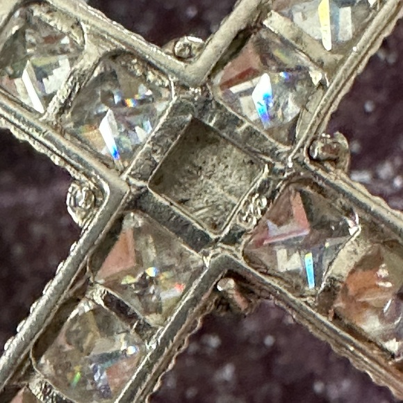 CZ big 925 sterling silver crucifix cross - Picture 2 of 9